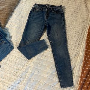 Old Navy Rockstar Super Skinny Mid-Rise Jeans